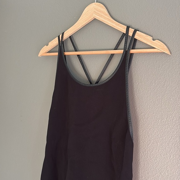 Twist & Tango Top - Picture 2 of 7